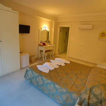 S3 Orange Hotel