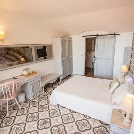 Hotel S3 Orange 3*