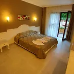 Hotel S3 Orange 3*