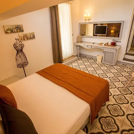 Hotel S3 Orange 3*