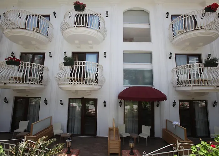 S3 Orange Szálloda 3*