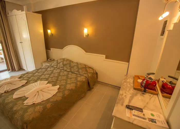 S3 Orange Szálloda 3*