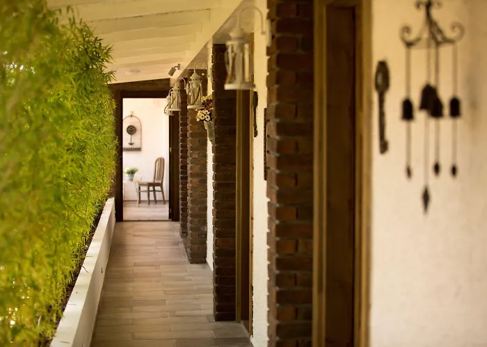 S3 Orange Szálloda 3*