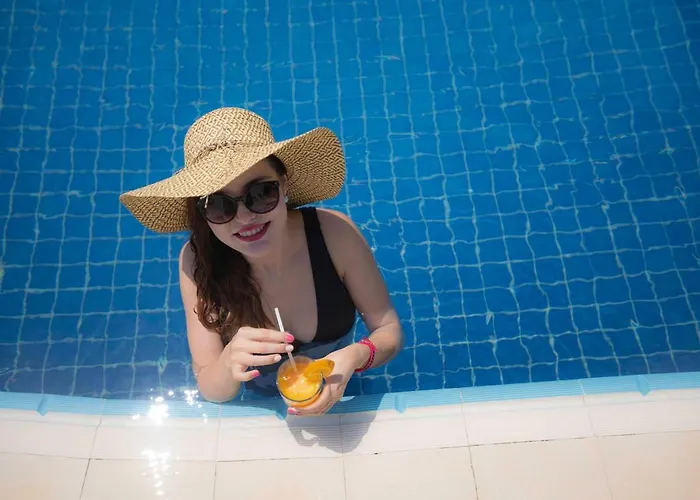 S3 Orange Szálloda 3*