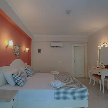 Hotel S3 Orange 3*